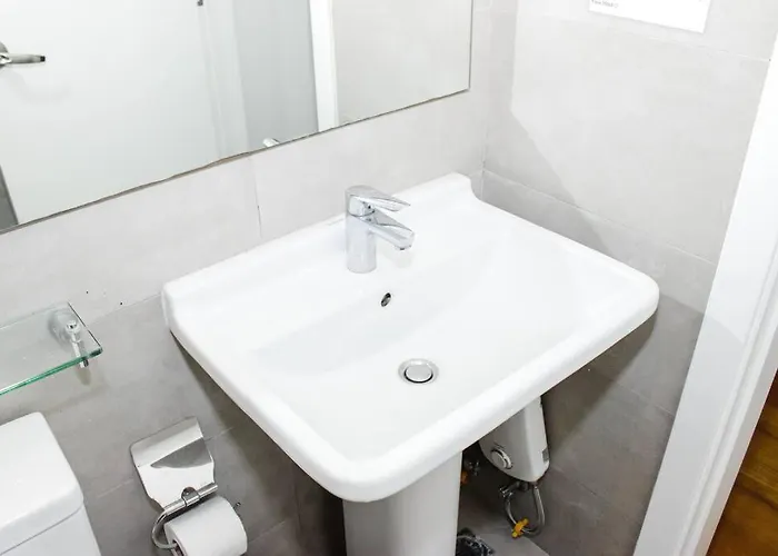 Apartment Stars & Sunsets Sky Views 1br Iguazu Tower Manila